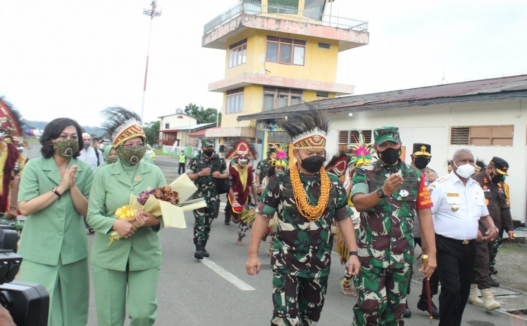 Jenderal TNI Dudung Abdurachman Kunjungan Perdana ke Papua Barat