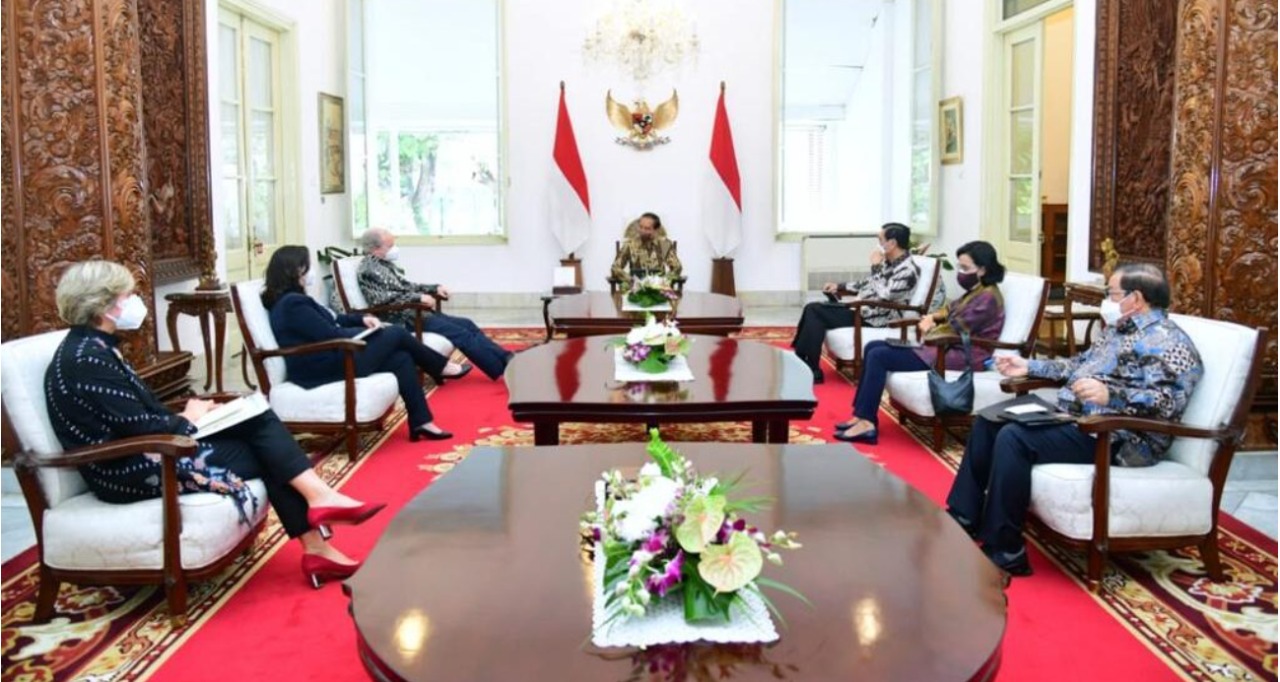 Presiden Jokowi Bertemu Delegasi Bank Dunia Bahas Transisi Energi, Lingkungan, Penanganan Pandemi Covid-19, hingga Isu kawasan.